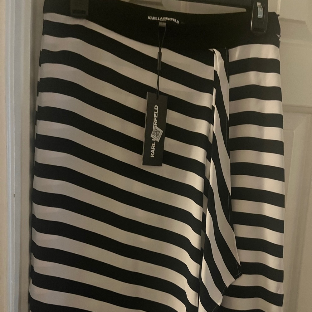 women skirt